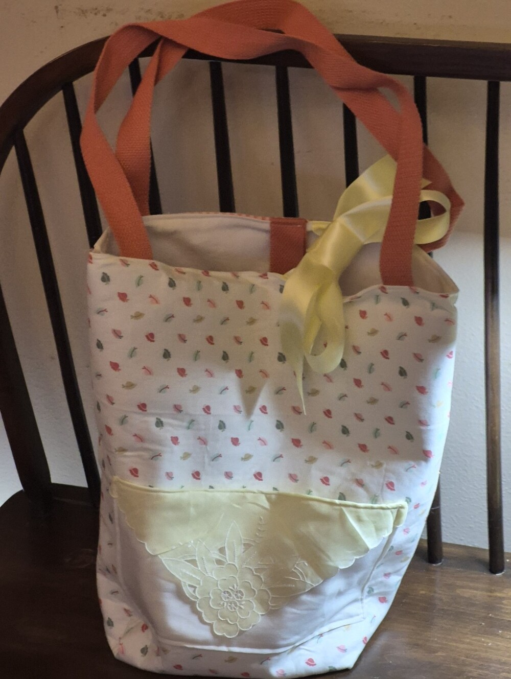 Vintage Hats Print Tote Bag with Yellow Ribbon Center Tie.  Simple Minimalist